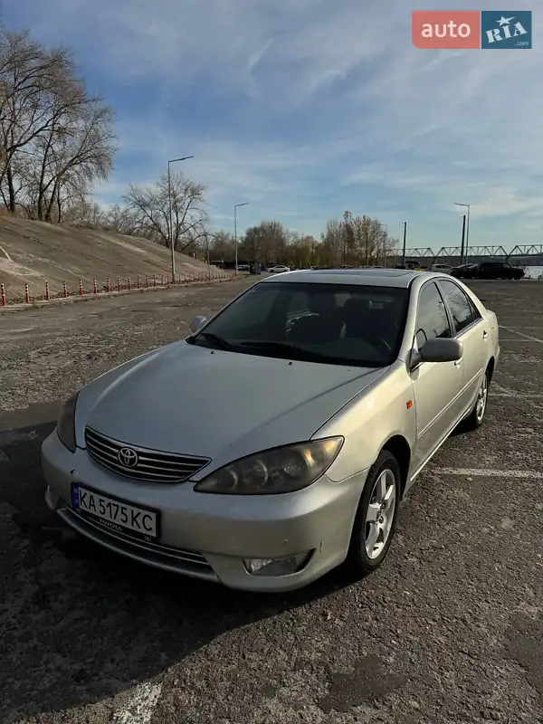 2005 toyota camry