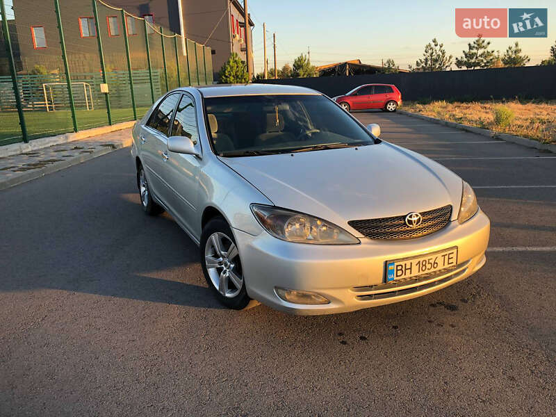 2002 toyota camry