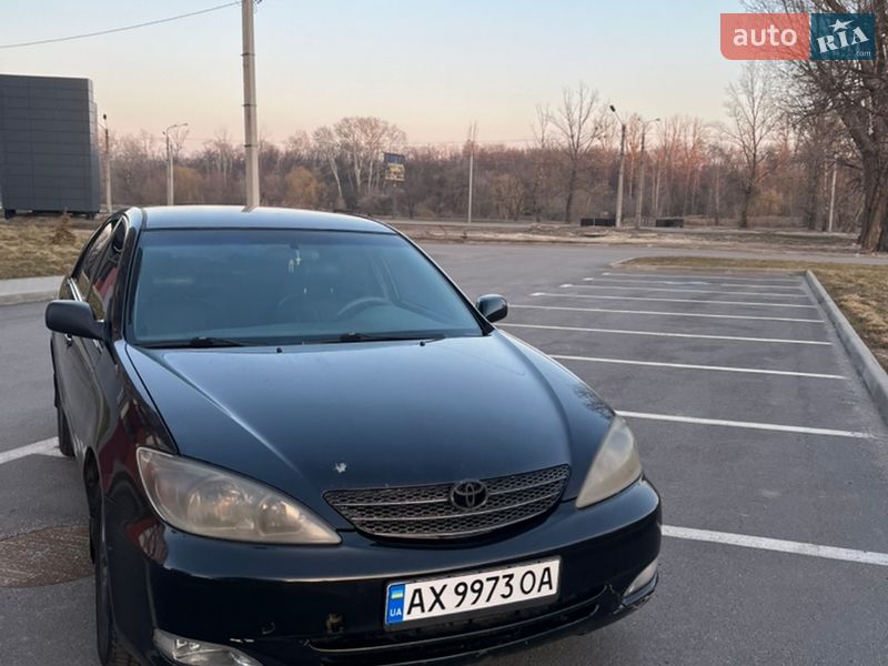 2004 toyota camry