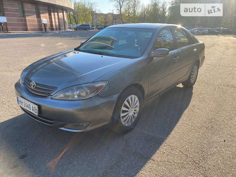2002 toyota camry