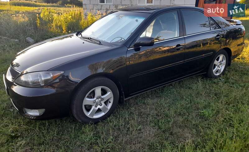 2005 toyota camry