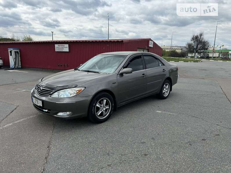2002 toyota camry