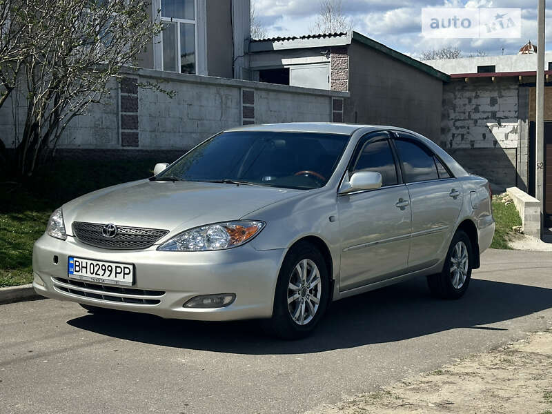 2002 toyota camry