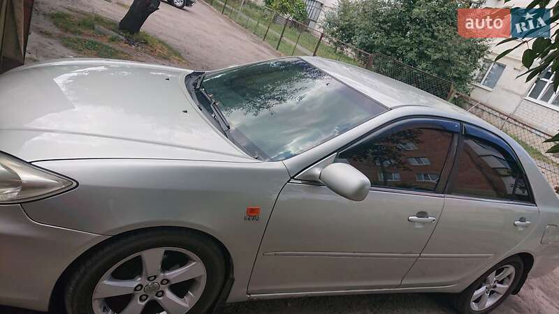 2003 toyota camry
