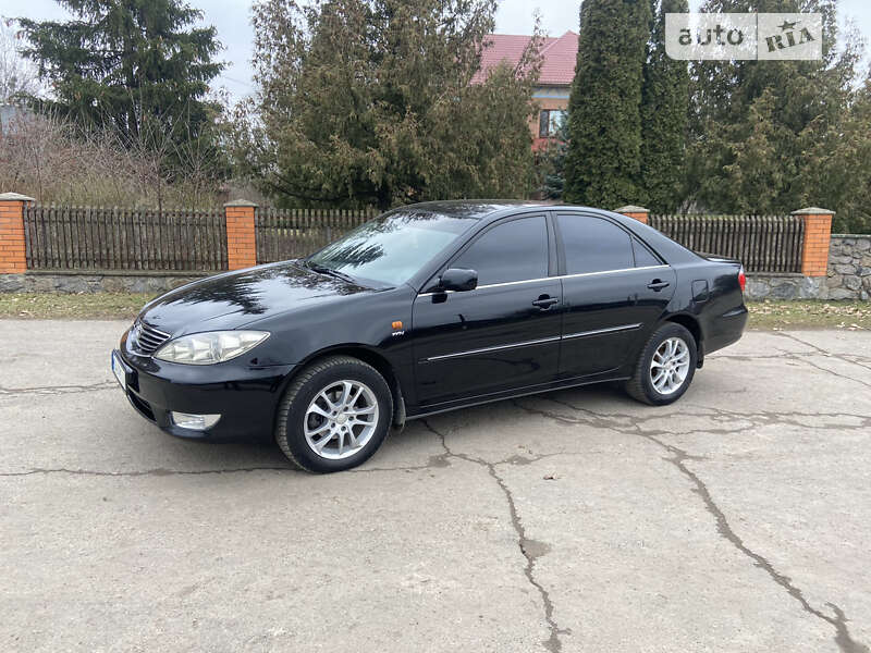 2005 toyota camry