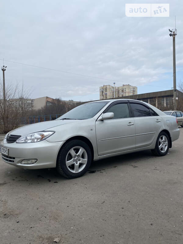 2003 toyota camry