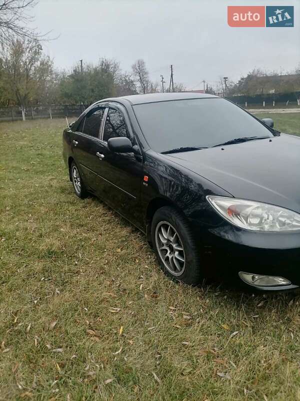 2003 toyota camry