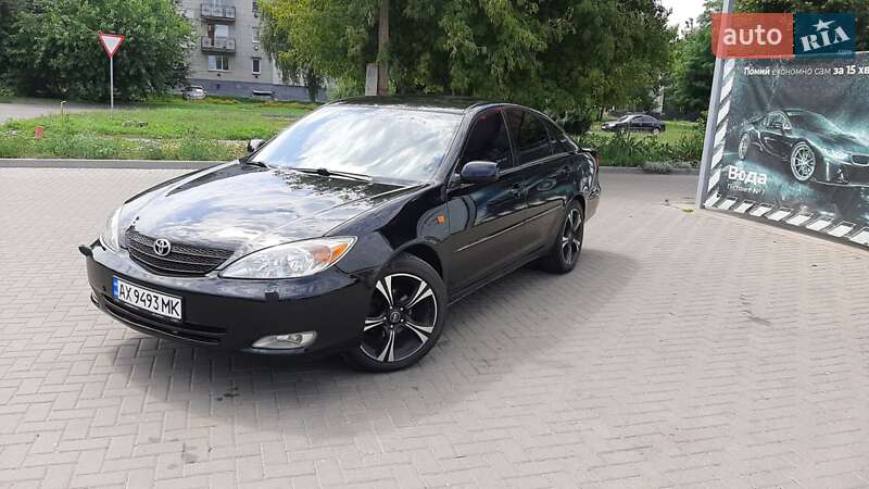 2004 toyota camry