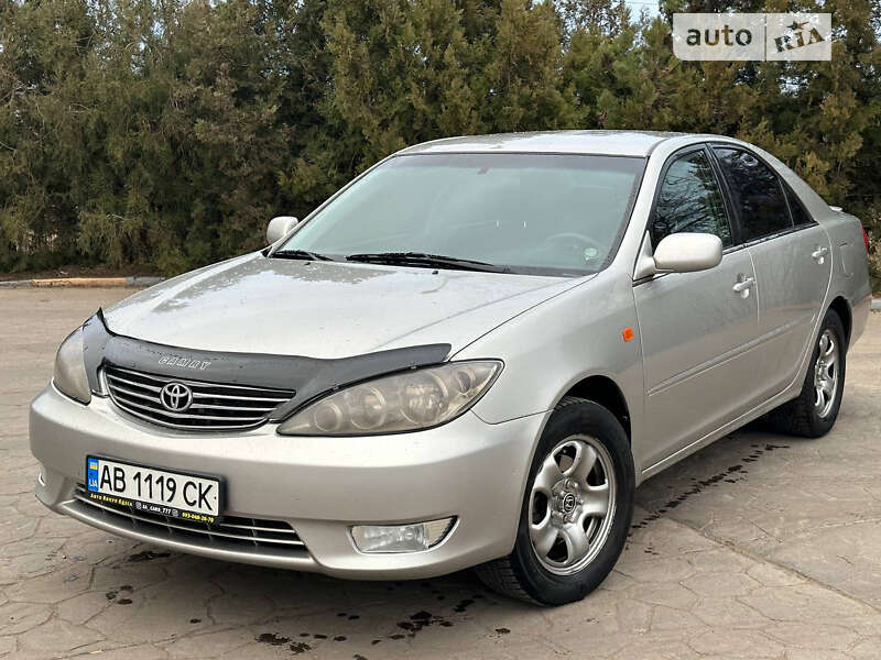 2005 toyota camry