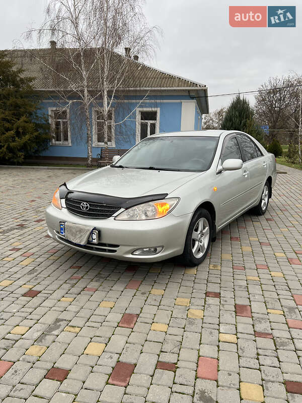 2003 toyota camry