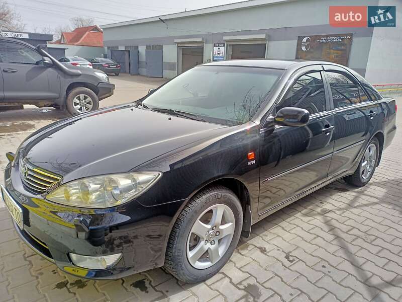 2005 toyota camry