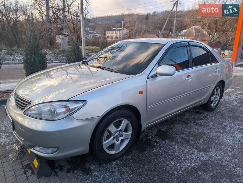 2002 toyota camry