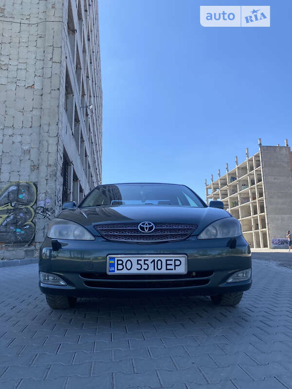 2002 toyota camry