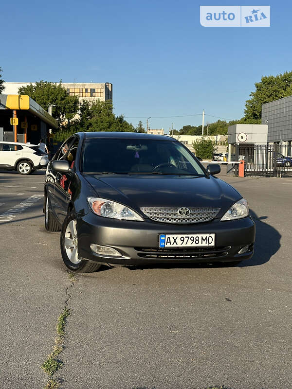 2002 toyota camry