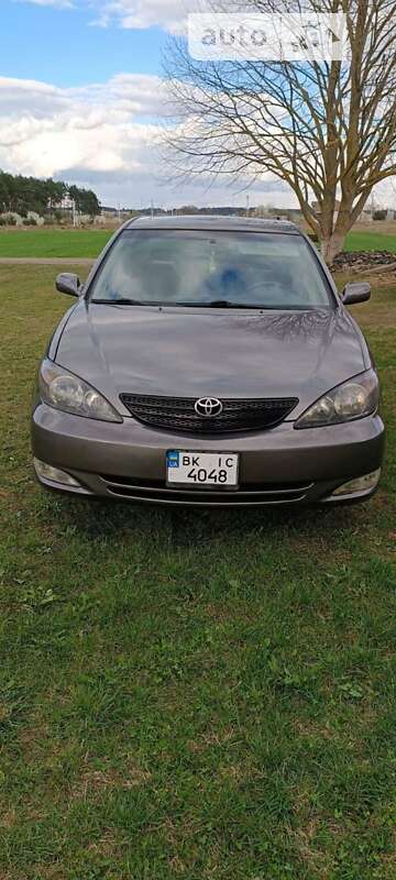 2002 toyota camry