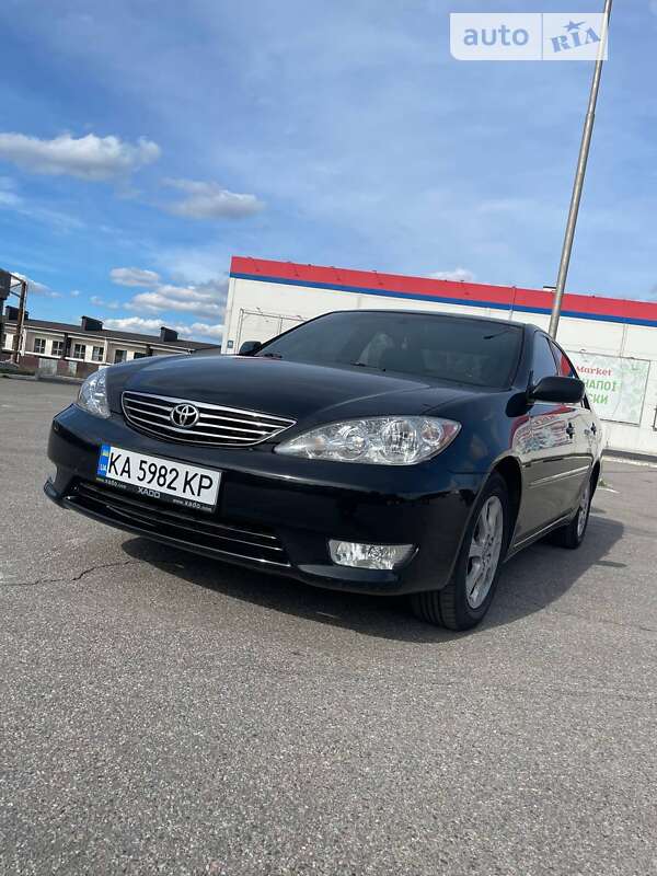 2005 toyota camry