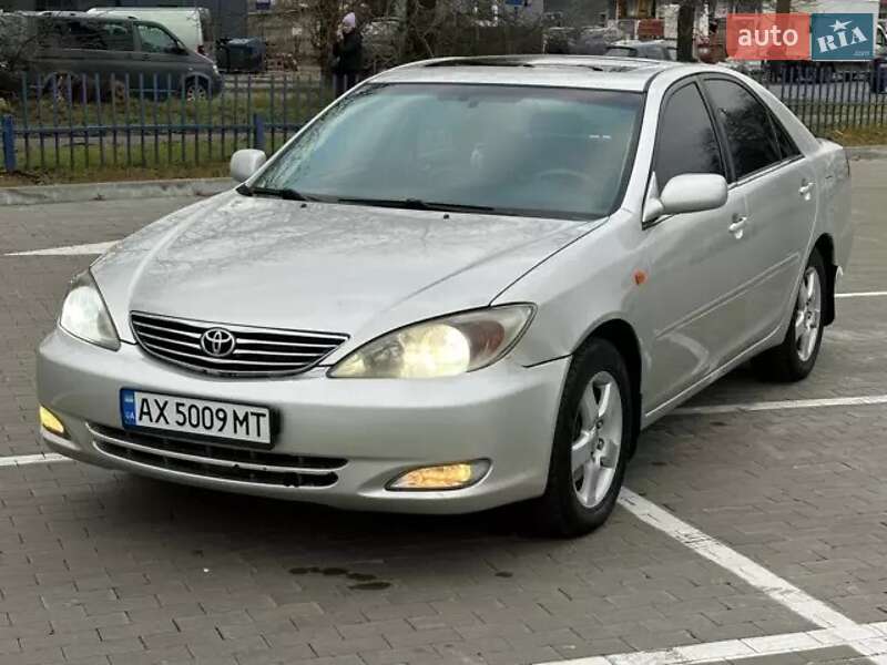 2002 toyota camry
