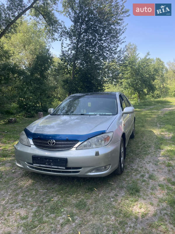 2003 toyota camry