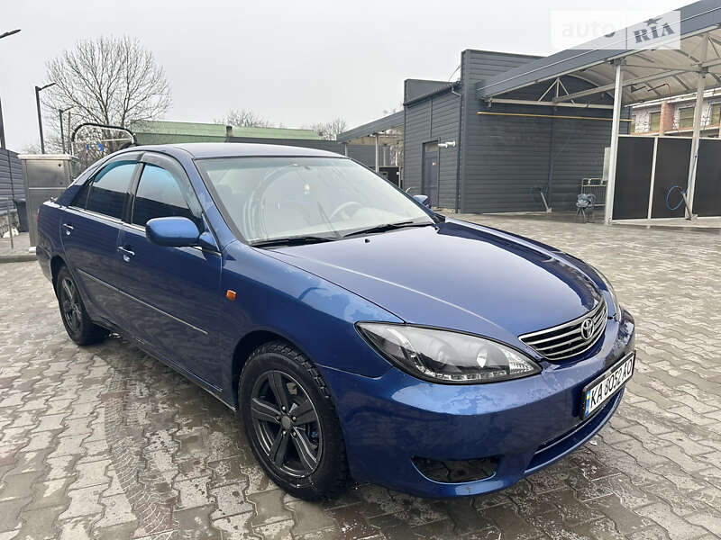2005 toyota camry