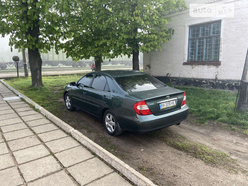 2002 toyota camry