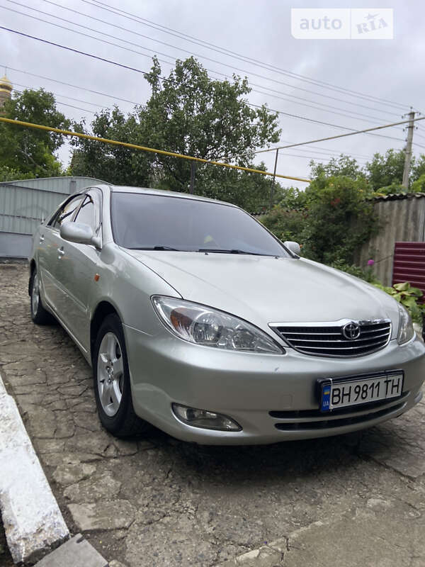 2002 toyota camry