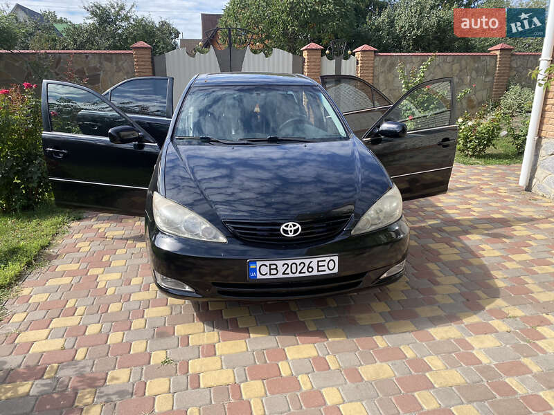 2004 toyota camry