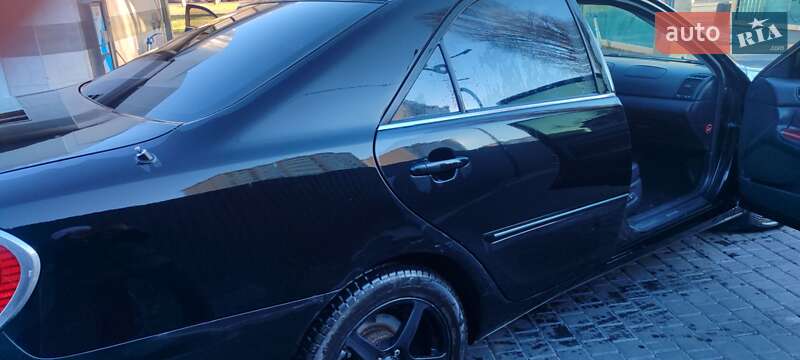 2005 toyota camry