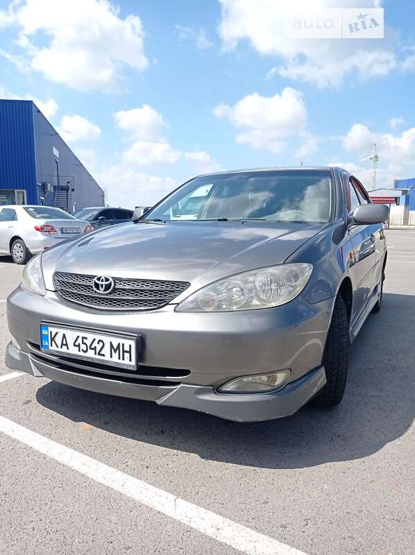 2002 toyota camry