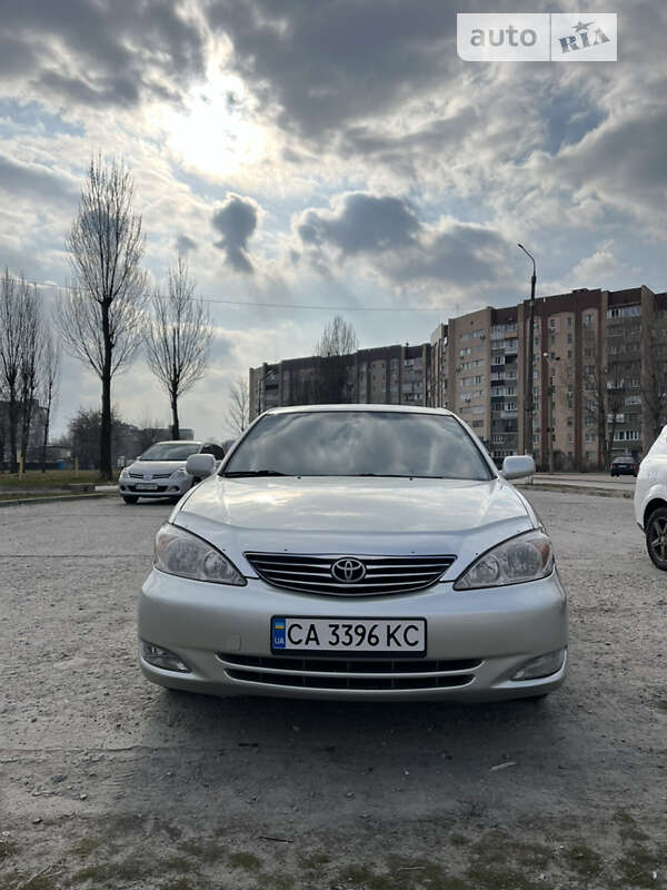 2002 toyota camry