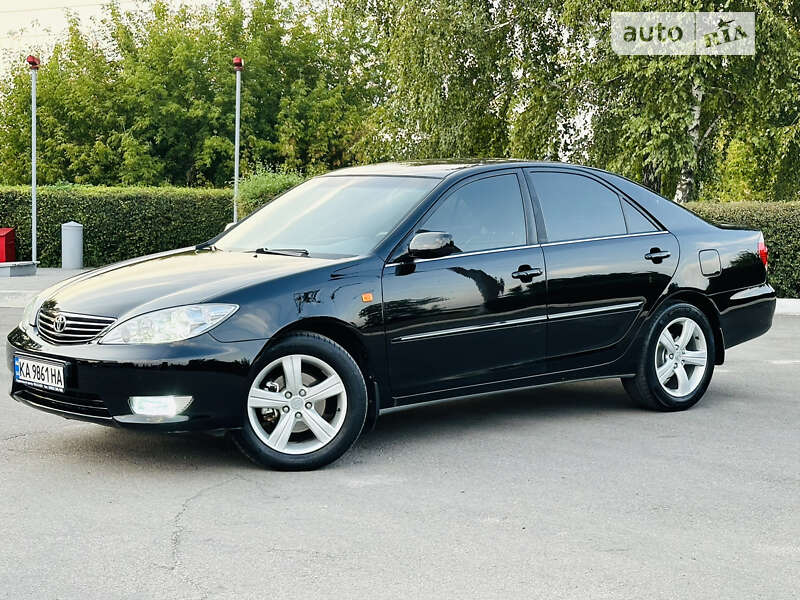 2005 toyota camry