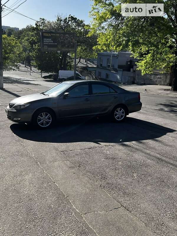 2003 toyota camry