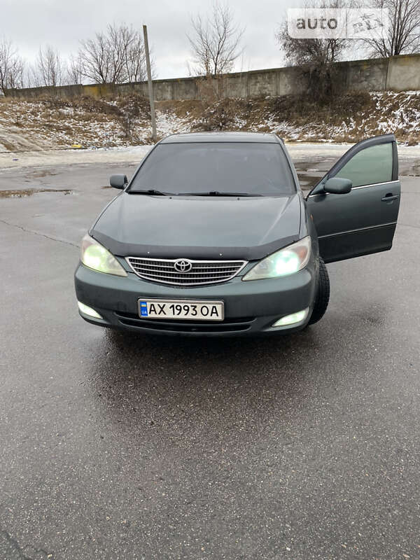 2002 toyota camry