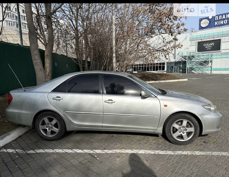 2003 toyota camry