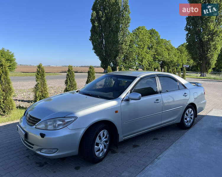 2003 toyota camry