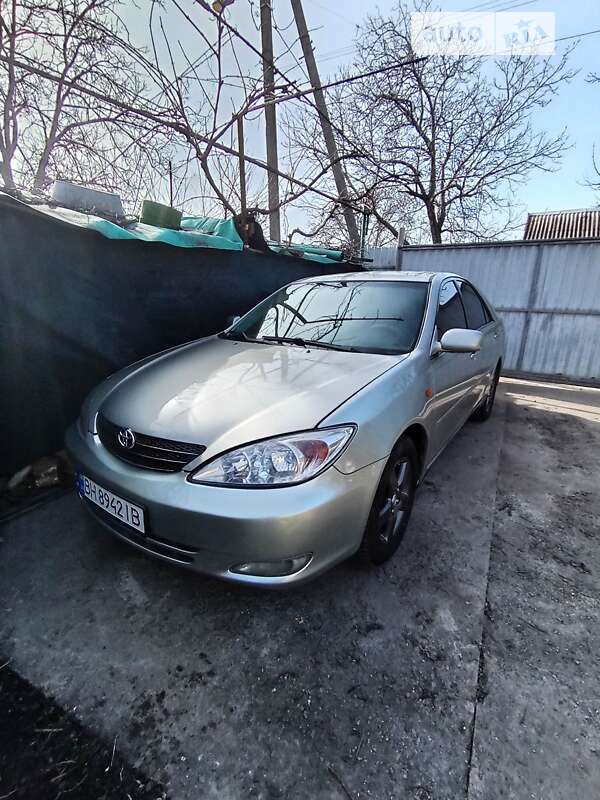2003 toyota camry