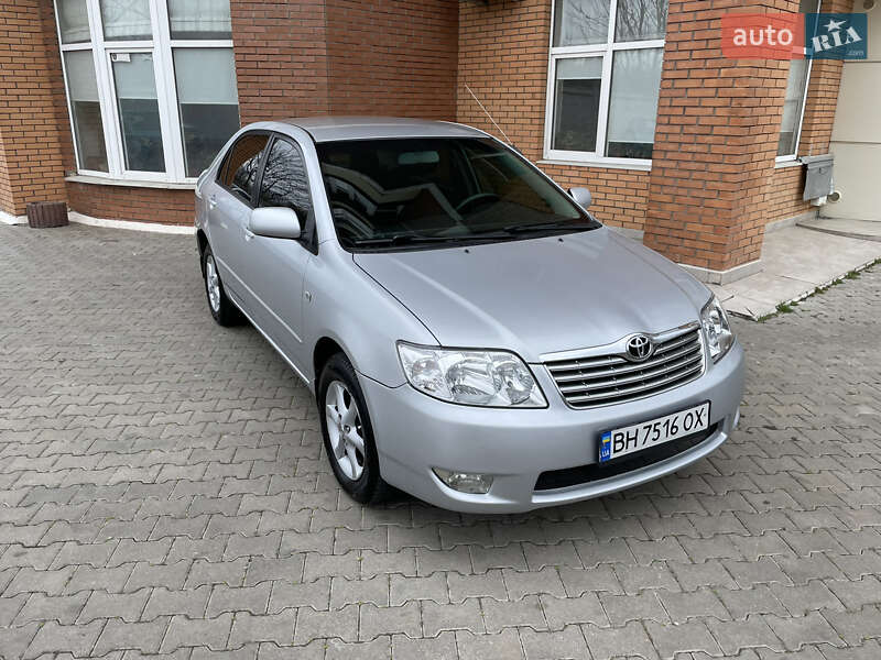 2005 toyota corolla