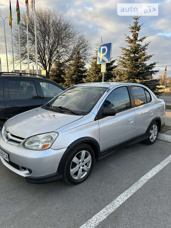 2003 toyota echo