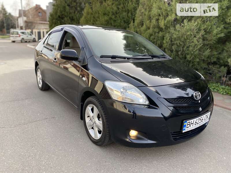 2006 toyota yaris