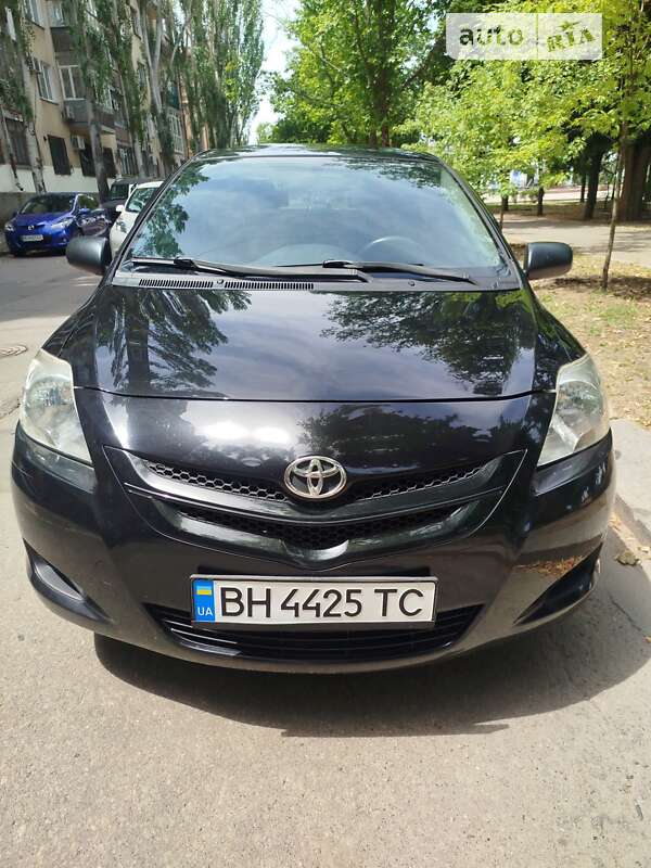 2006 toyota yaris