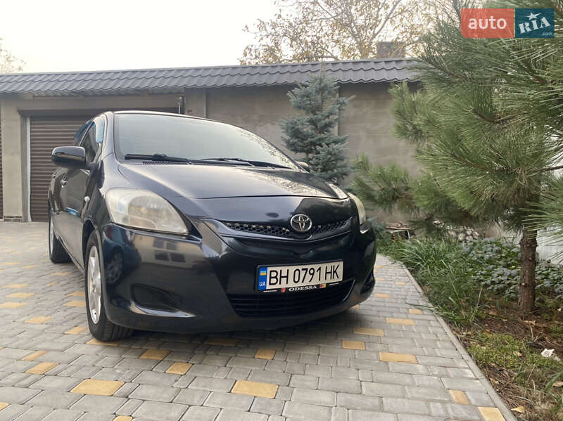 2007 toyota yaris