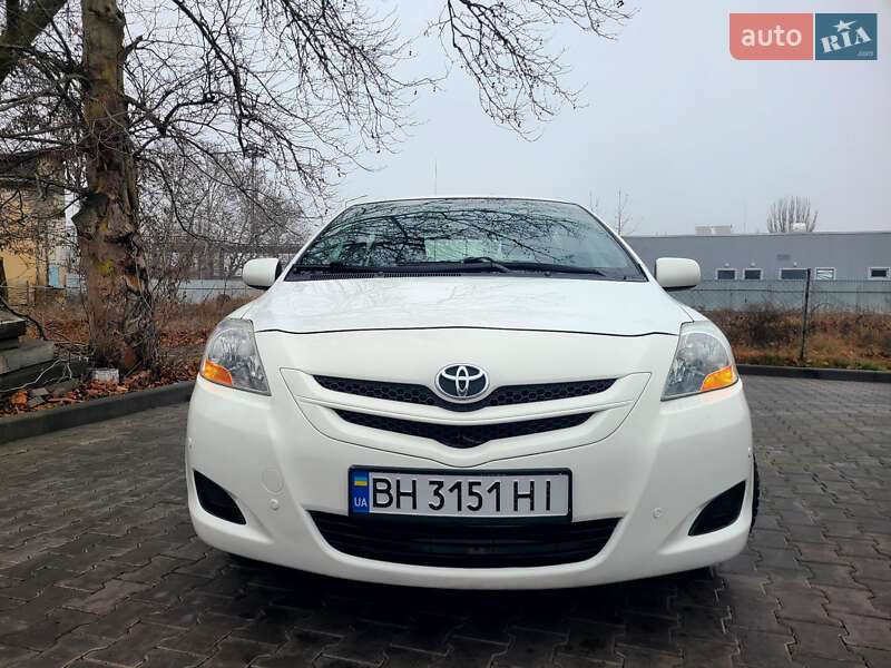 2007 TOYOTA Yaris