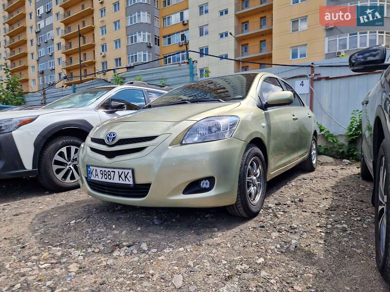 2007 toyota yaris