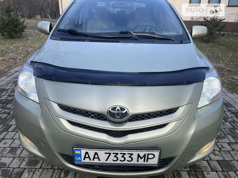 2007 toyota yaris