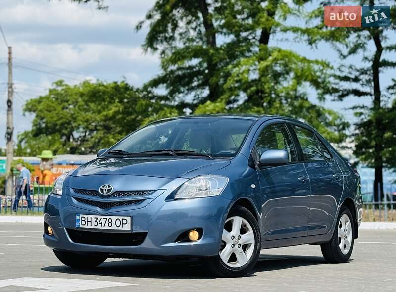 2007 toyota yaris