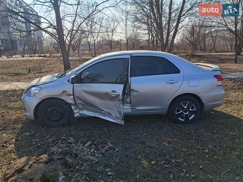 2007 toyota yaris