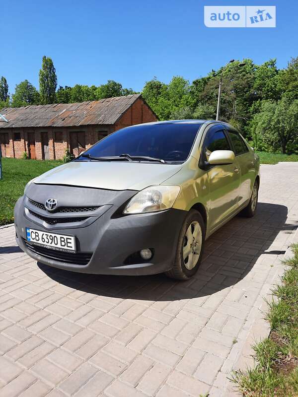 2008 toyota yaris