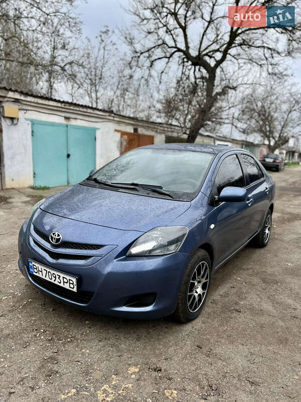 2006 toyota yaris