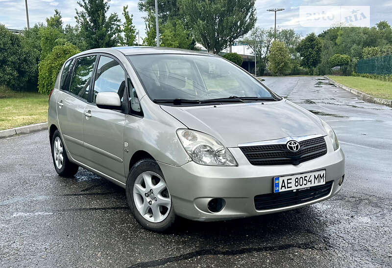 2001 toyota corolla verso