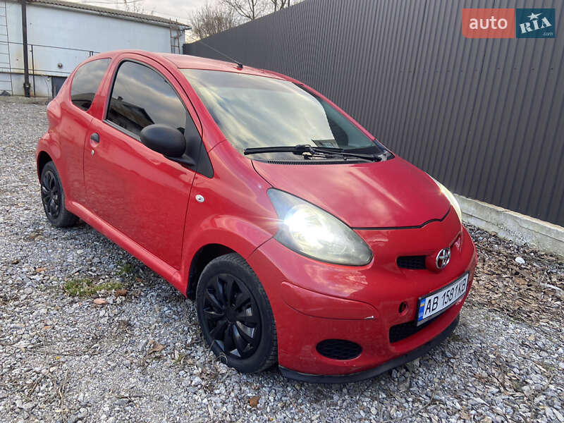 2010 toyota aygo