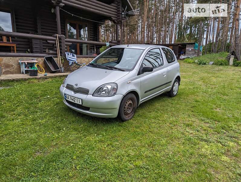 2001 toyota yaris